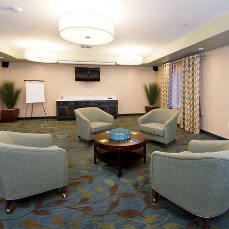 Candlewood Suites Greeley By Ihg Exterior photo